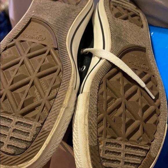 Converse - Picture 3 of 8